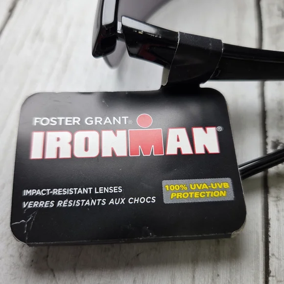 NWT Foster Grant Black Sport Sunglasses - Picture 7 of 7